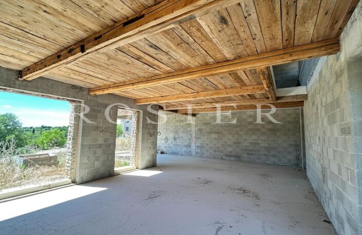 Maison en construction de 180 m² avec jardin et vue — photo 3