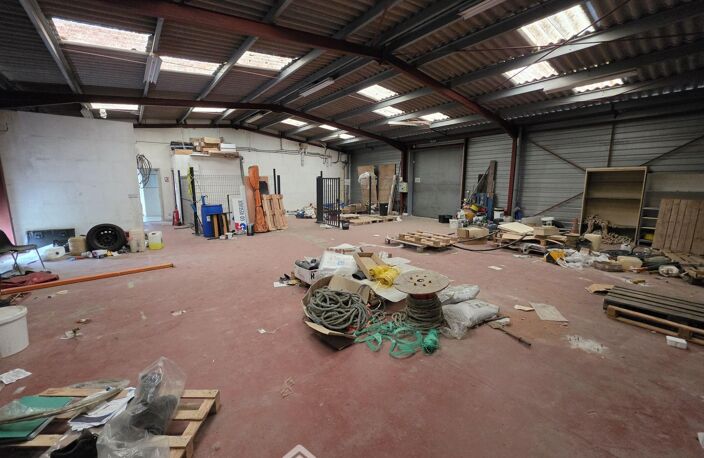 Bureaux - 230m² - Saint-Jean-d'Illac — photo 5