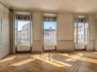 Exclusivité - Jacobins - Appartement en étage élevé de 125,60m² - 3 chambres — photo 3