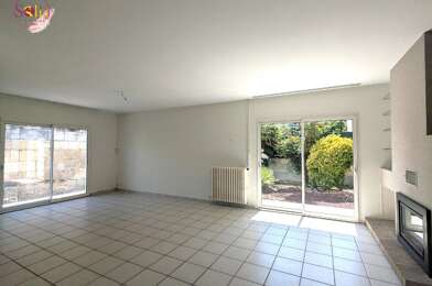 Maison 6 pièces 1235 €