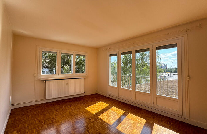 Appartement Reims 4 pièces avec Balcon - 92.74 m2 BOULINGRIN — photo 5
