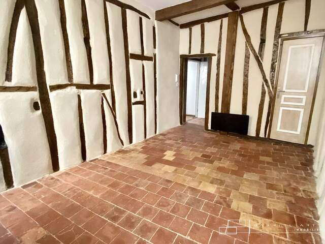 Studio à louer — photo du bien