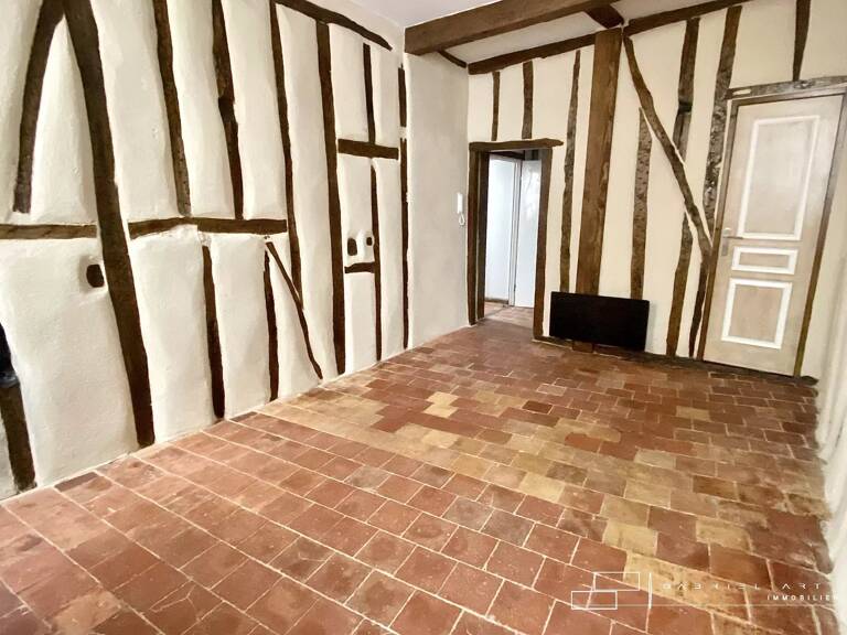 Studio à louer — photo 1