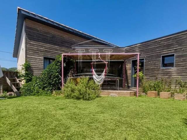 Maison/Villa 4 pièces — photo du bien