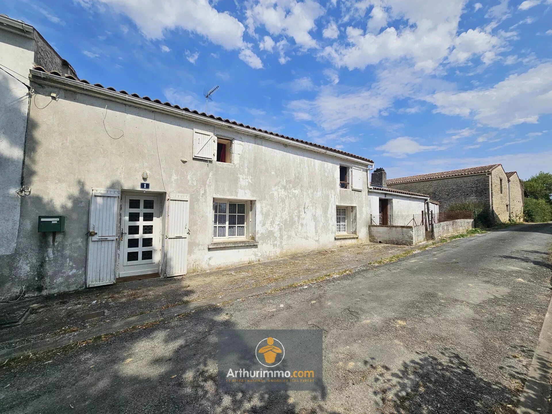 Maison 6 pièces 125 m² · à Benon · 125 m² · 129 000 €