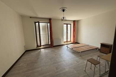 Appartement 1 pièces 360 €