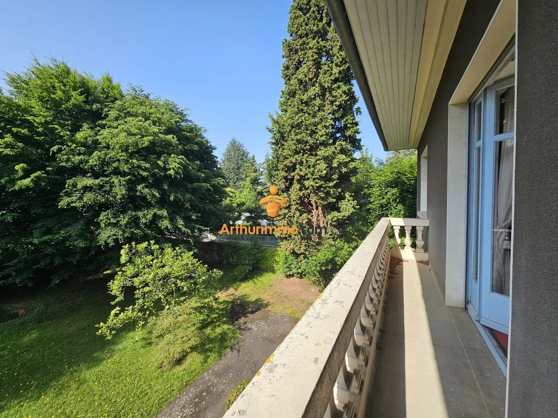 Maison 8 pièces 338 m² · à Tarbes · 338 m² · 325 000 €