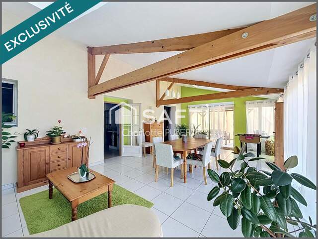 Maison 4 chambre, grand terrain — photo du bien