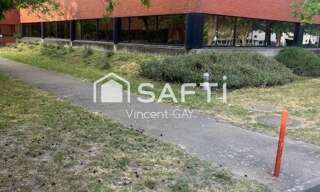 Bureau 7 Pièces 114 m² à vendre à Mérignac (33700)