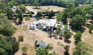 Maison 9 Pièces 385 m² à vendre à Le Taillan-Médoc (33320)