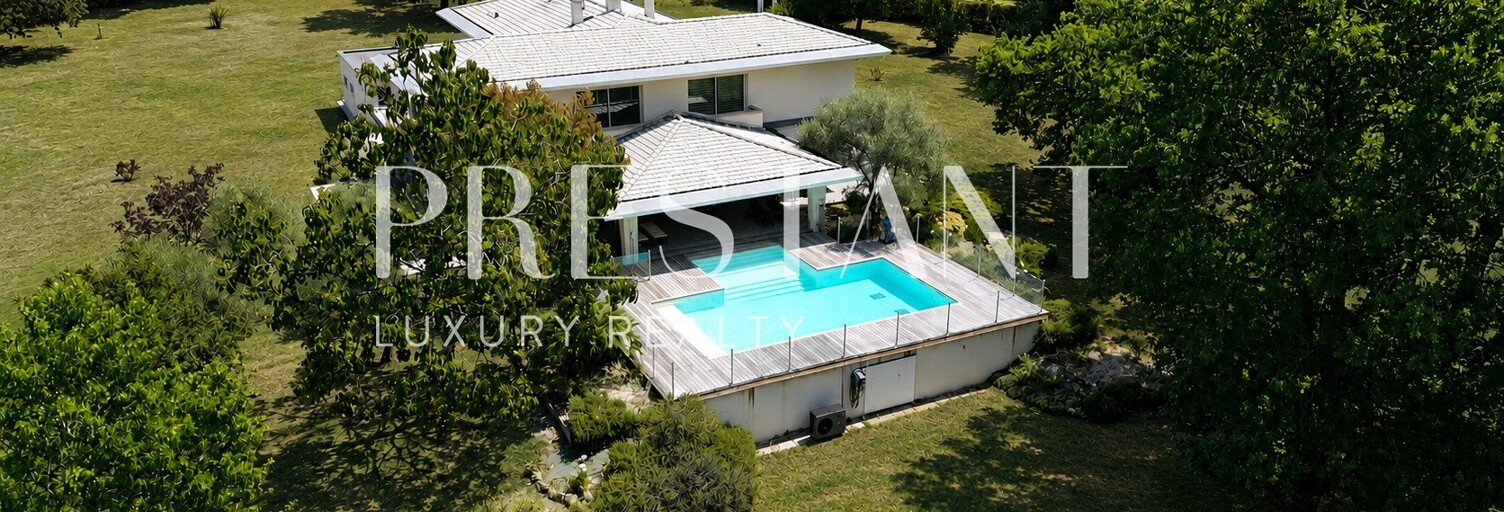 Maison 9 Pièces 385 m² à vendre à Le Taillan-Médoc (33320)