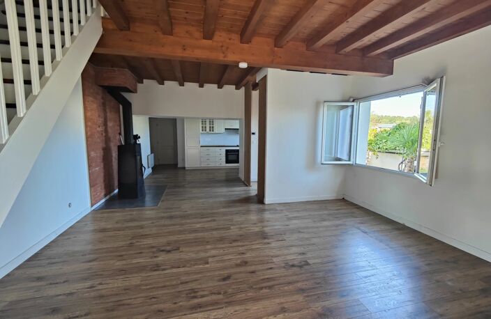Maison à Clonas-sur-Varèze — photo 4