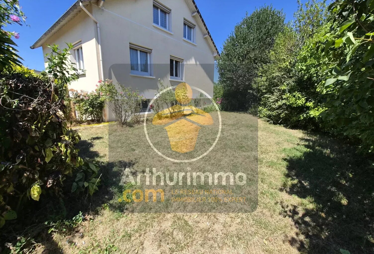 MAISON INDIVIDUELLE SUR 423 M² DE TERRAIN — photo 1