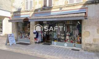Commerce 1 Pièce 68 m² à vendre à Saint-Jean-d'Angély (17400)