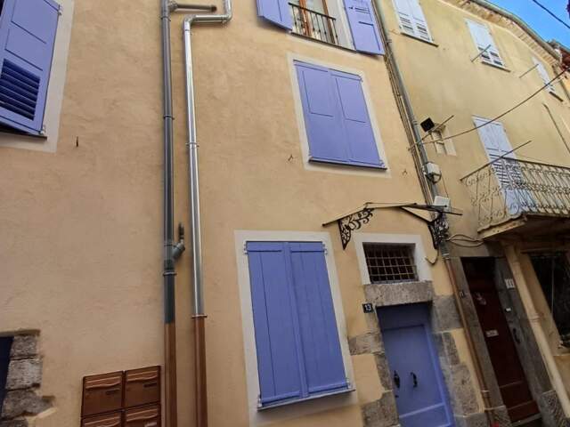 A saisir appartement au centre du village — photo du bien