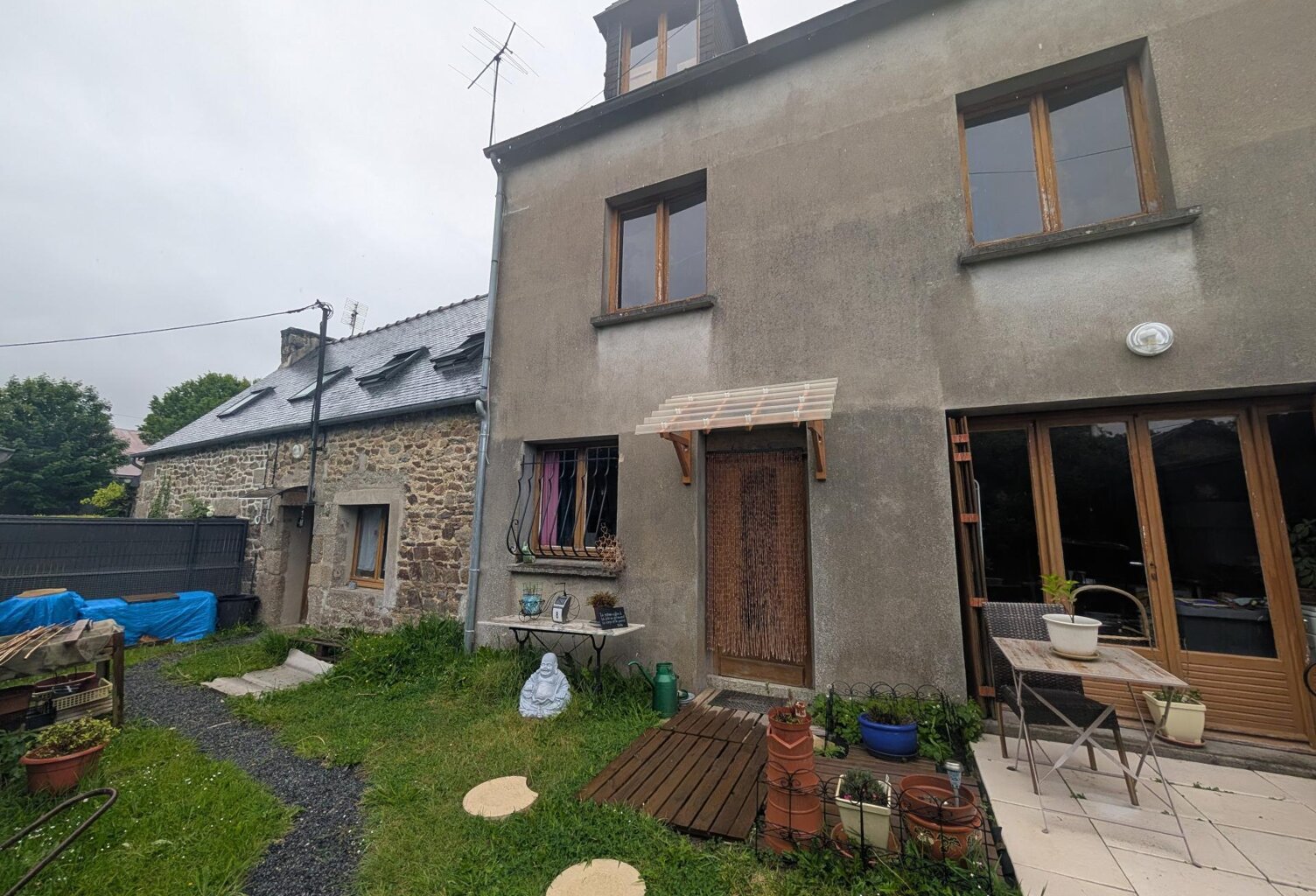 Maison proche de toute commodité dans un secteur paisible — photo 1