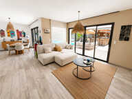 ARÈS   SUPERBE VILLA CONTEMPORAINE AVEC PISCINE ET DEPENDANC — photo 4
