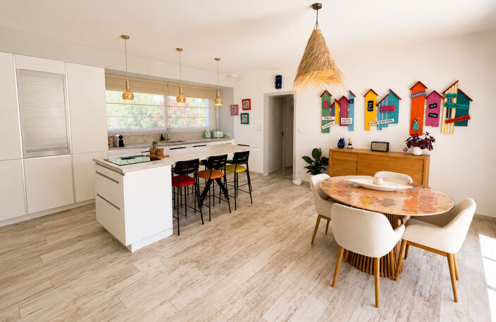ARÈS   SUPERBE VILLA CONTEMPORAINE AVEC PISCINE ET DEPENDANC — photo 5