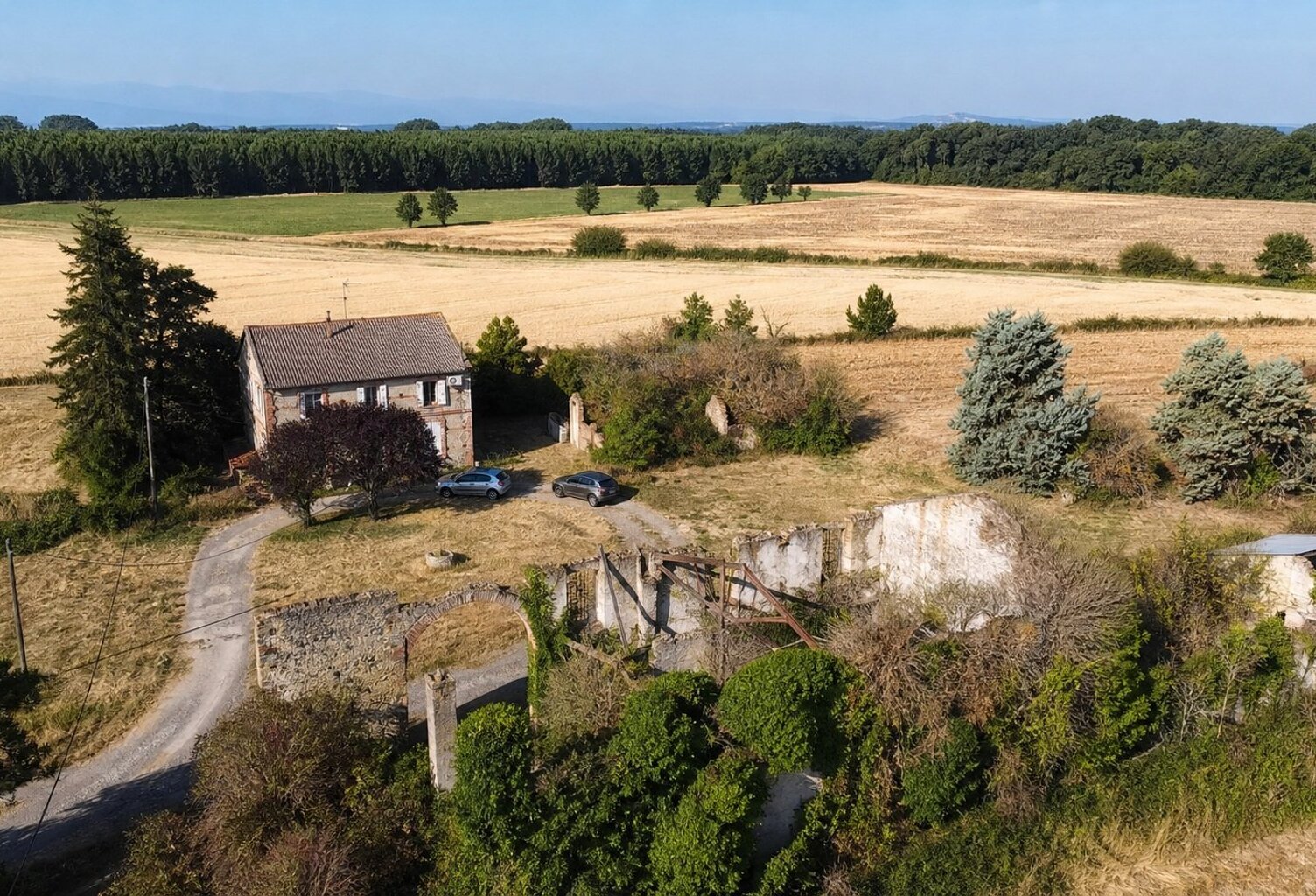 Maison de caractère en galet et en brique rouge T6 - 194.71 m² - MAZERES — photo 1