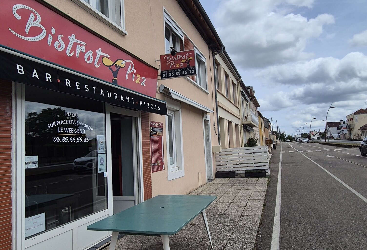 Vente commerce  106 m² Digoin (71160) — photo 1