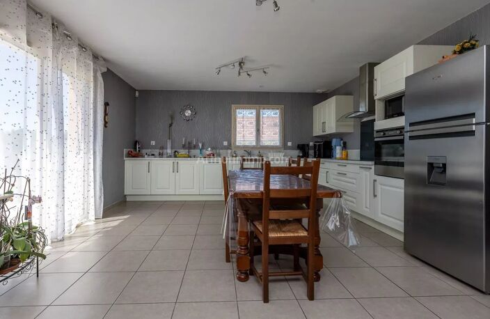 Villa plain pied de 2019 de 102 m² / DPE A / 4 chambres sur 700 m² — photo 5