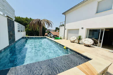 Maison 6 pièces 830000 €
