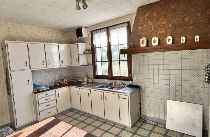 Vente maison 4 pièces 90 m² Ferrière-sur-Beaulieu (37600) — photo 4