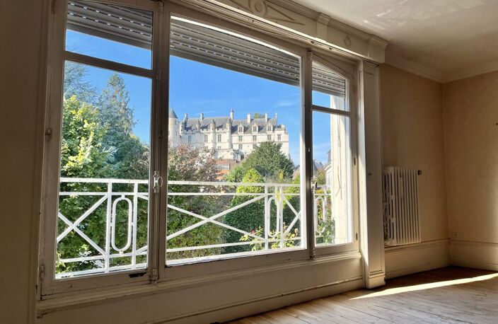 Vente maison 5 pièces 158 m² Loches (37600) — photo 2