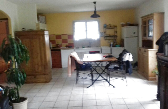 A vendre Villa 3 pièces sur 800m2 de terrain à Saint Felix d — photo 2