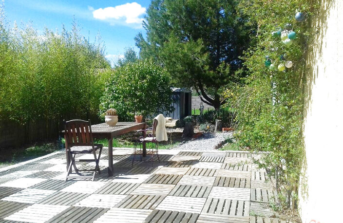 A vendre Villa 3 pièces sur 800m2 de terrain à Saint Felix d — photo 3