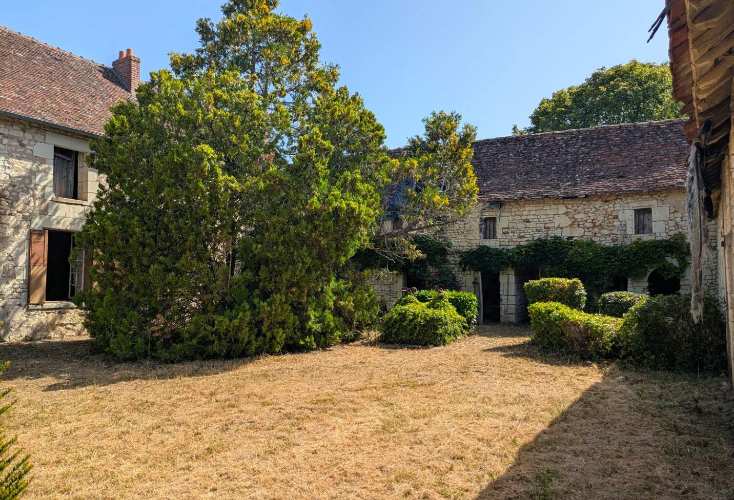 Vente maison 4 pièces 120 m² Nouâtre (37800) — photo 1