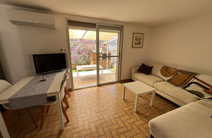 APPARTEMENT EN REZ-DE-JARDIN PROCHE PLAGE — photo 4