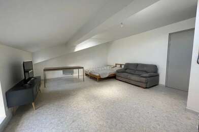 Appartement 1 pièces 300 €