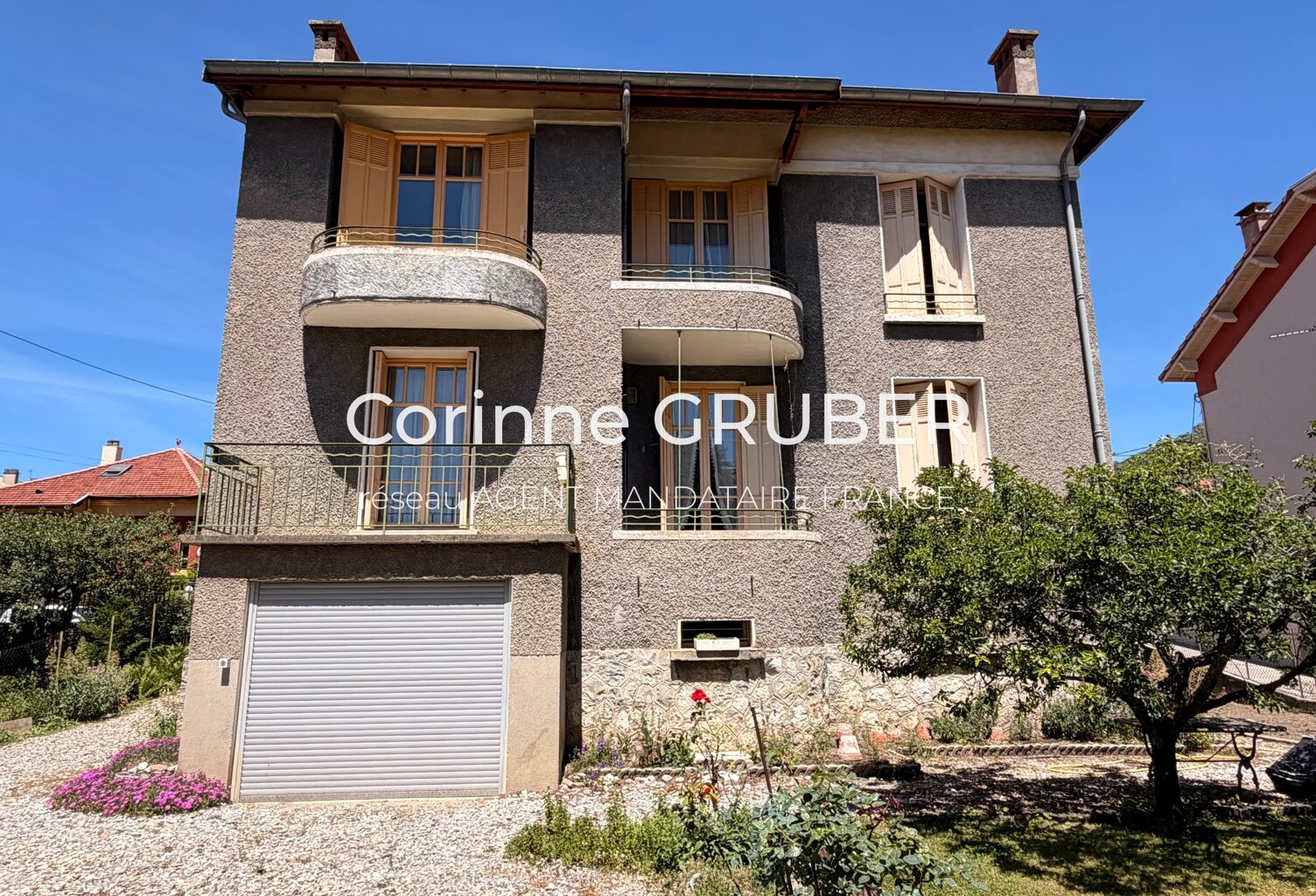 EXCLUSIVITÉ - DIGNE-LES-BAINS – HYPER-CENTRE – MAISON DE 142 M² SUR 504 M² DE TERRAIN — photo 1