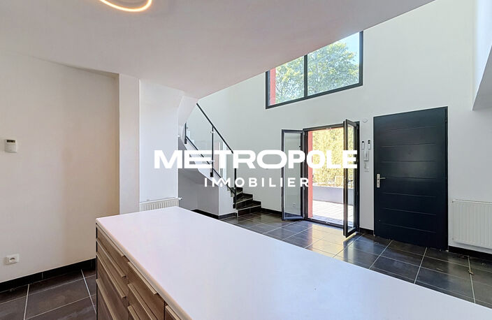 Duplex 4 pièces de 98 m2 avec terrasses et stationnements pr — photo 4