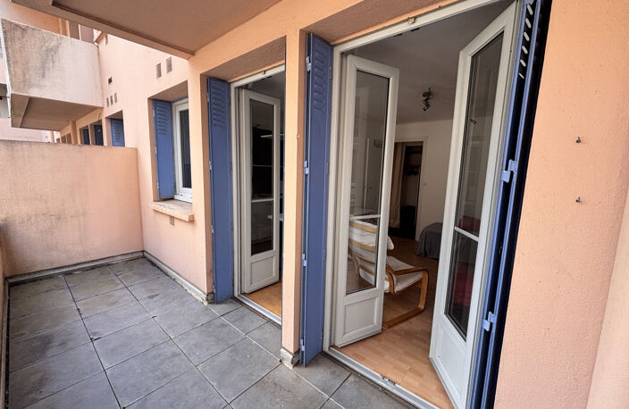 CAPITOLE - T1 meublé de 26m2 avec terrasse - 720 EUR — photo 5