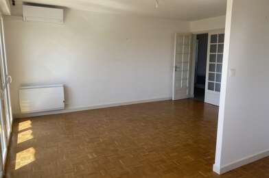 Appartement 3 pièces 750 €