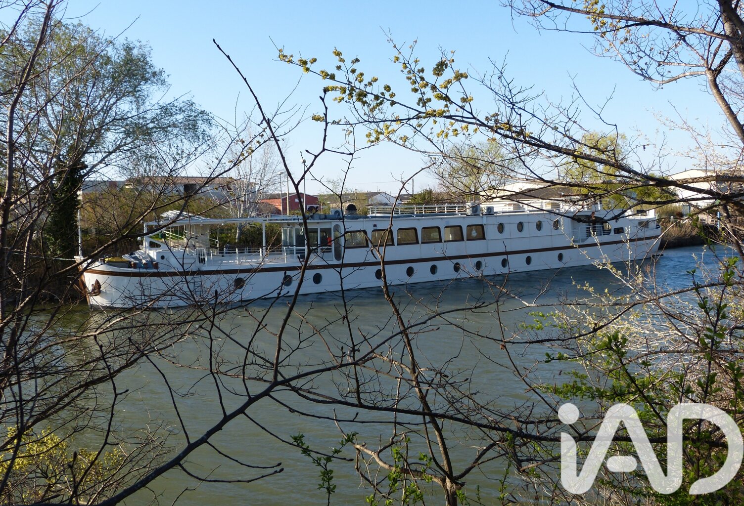 Vente Immeuble 300 m&sup2; — photo 1