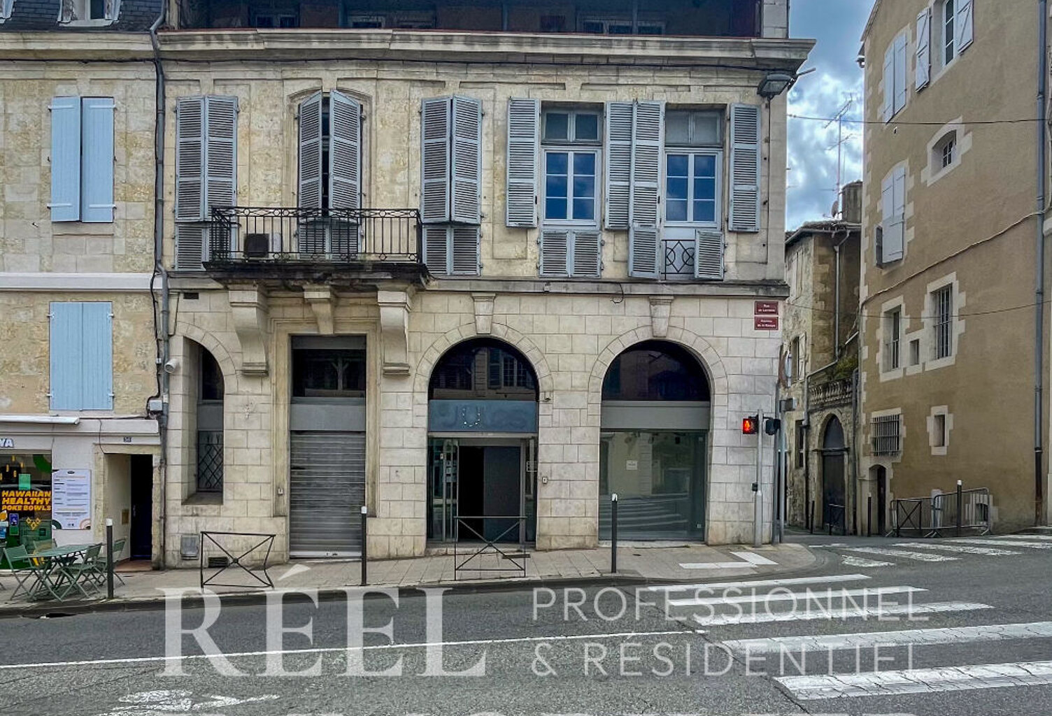 Immeuble de rapport au coeur de la basse ville — photo 1