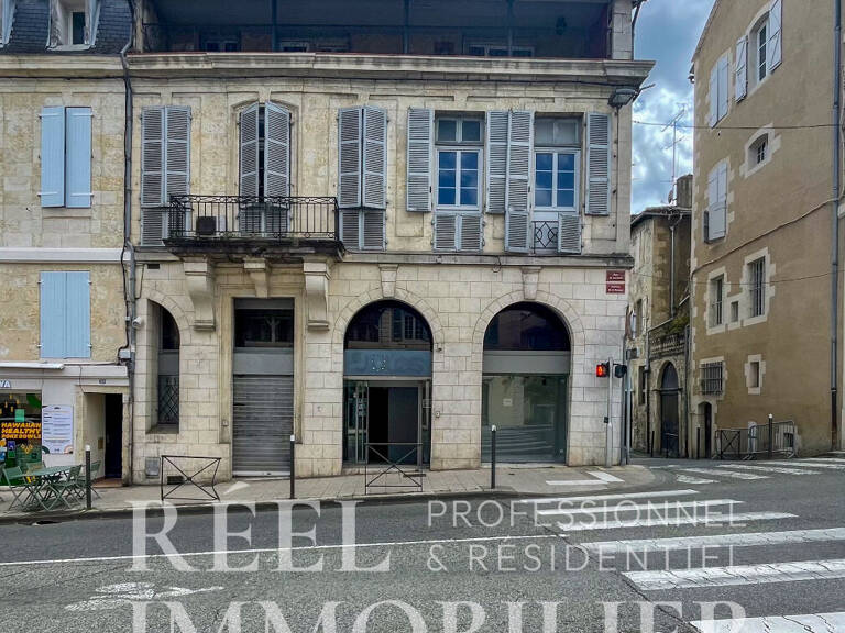 Immeuble de rapport au coeur de la basse ville — photo 1