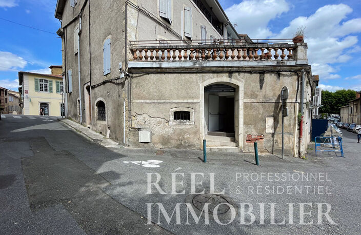 Immeuble de rapport au coeur de la basse ville — photo 2