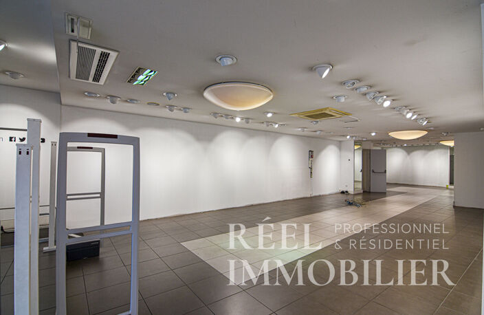 Immeuble de rapport au coeur de la basse ville — photo 4
