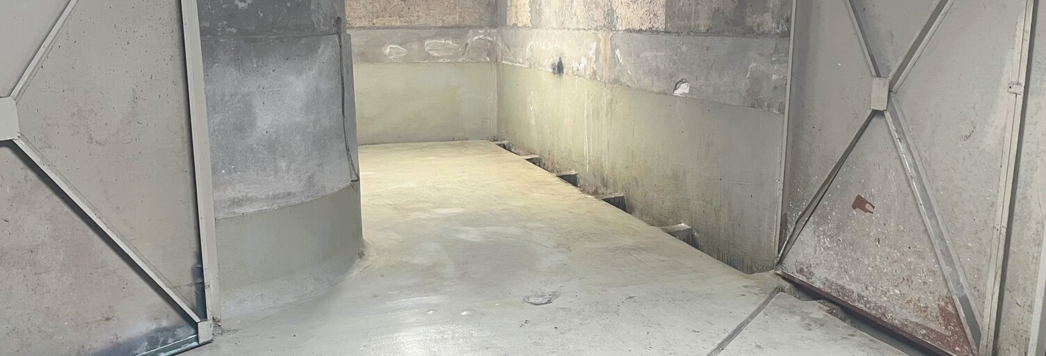 Garage  13 m² à vendre à Paris 15 (75015)