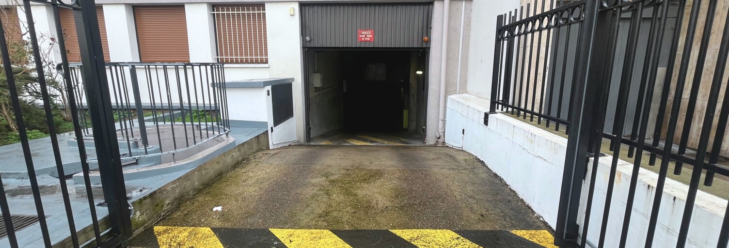 Garage  13 m² à vendre à Paris 15 (75015)