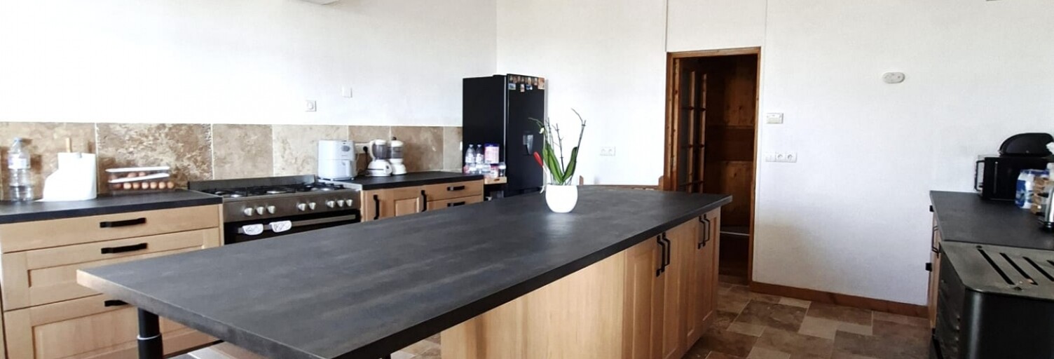 Maison 4 Pièces 154 m² à vendre à Laprade (16390)
