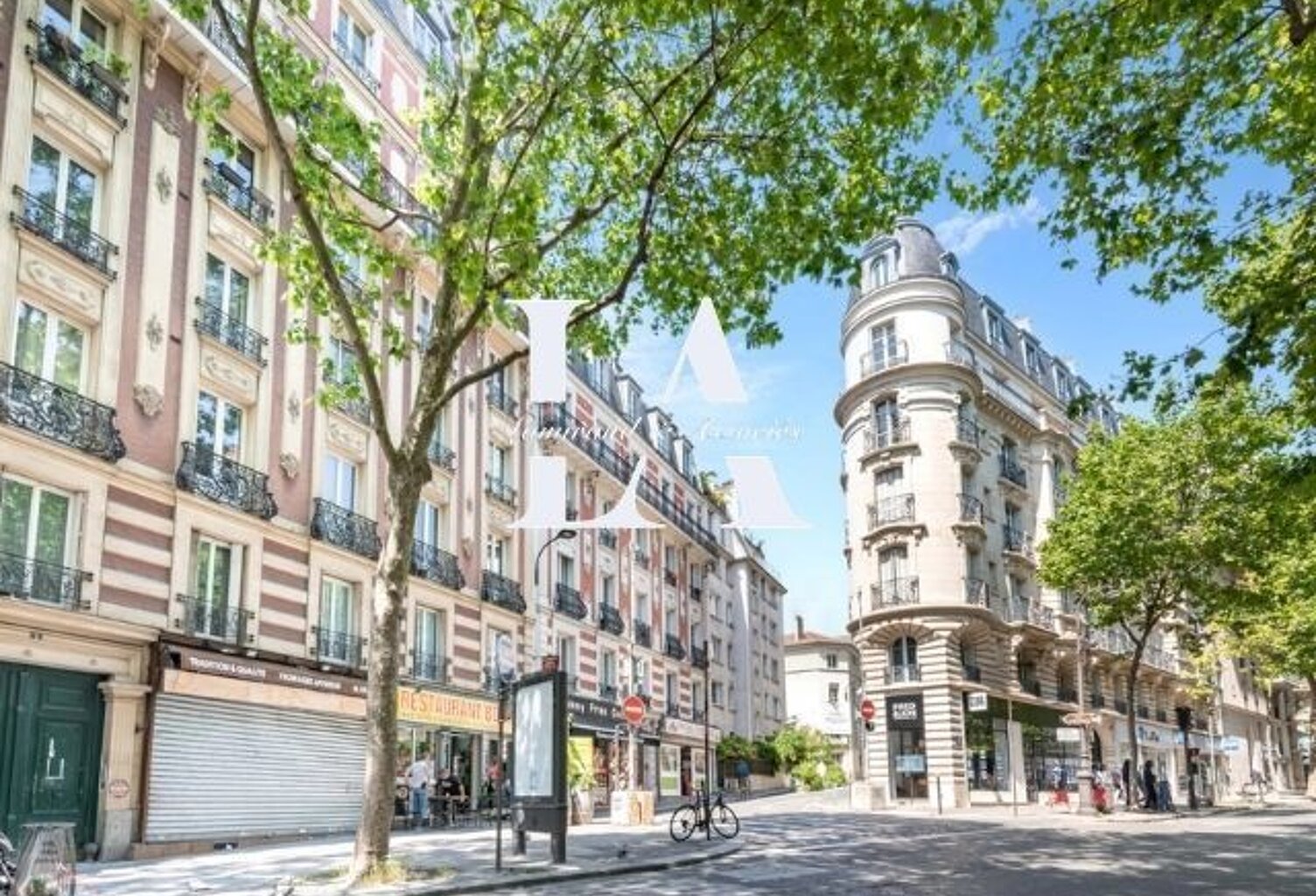 Boutique à PARIS 20ème — photo 1