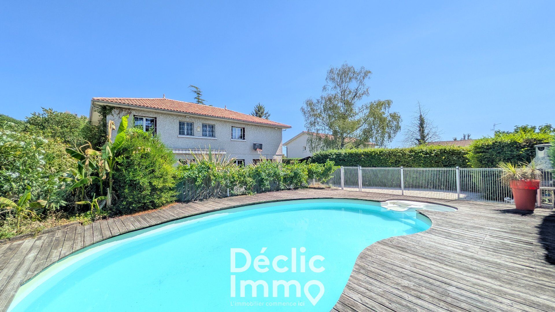Villa / Maison  T7 à vendre Couronne (La) 16400