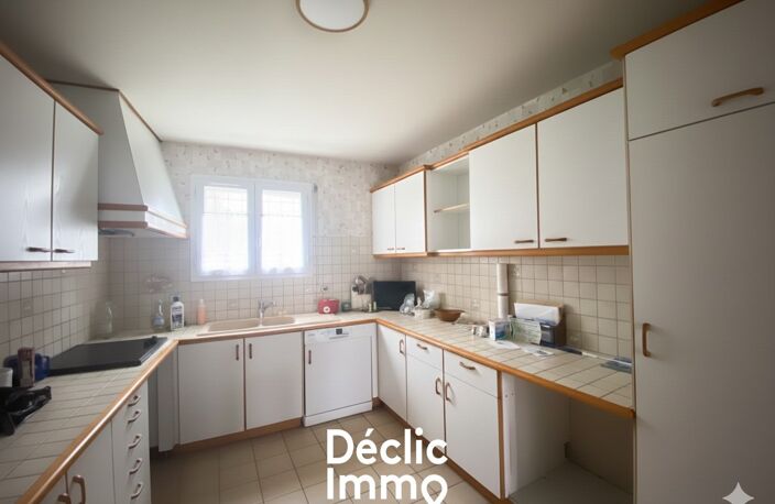 La Rochelle - Maison de plain-pied avec jardin et dépendance — photo 5