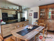 Maison familiale avec piscine, double garage et nombreuses dépendances — photo 4