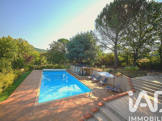 Vente Maison de campagne 9 pièces — photo du bien